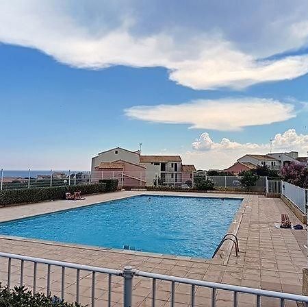 Appartement T3 Avec Terrasse Donnant Sur La Mer Sur Saint Pierre La Mer Bagian luar foto