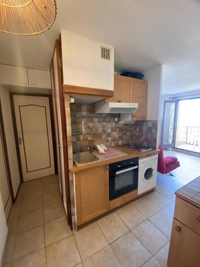 Appartement T3 Avec Terrasse Donnant Sur La Mer Sur Saint Pierre La Mer Bagian luar foto